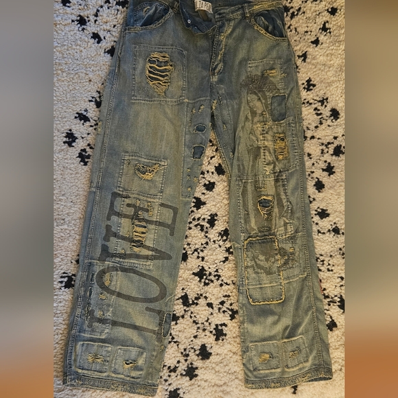 Magnolia Pearl Guadalupe Ranchero Denims - Picture 6 of 7